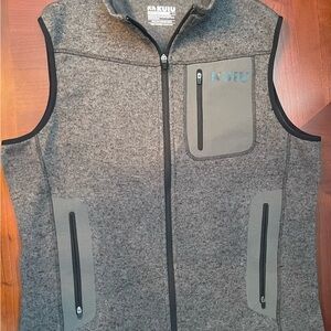 KUIU Gray Sleeveless Vest